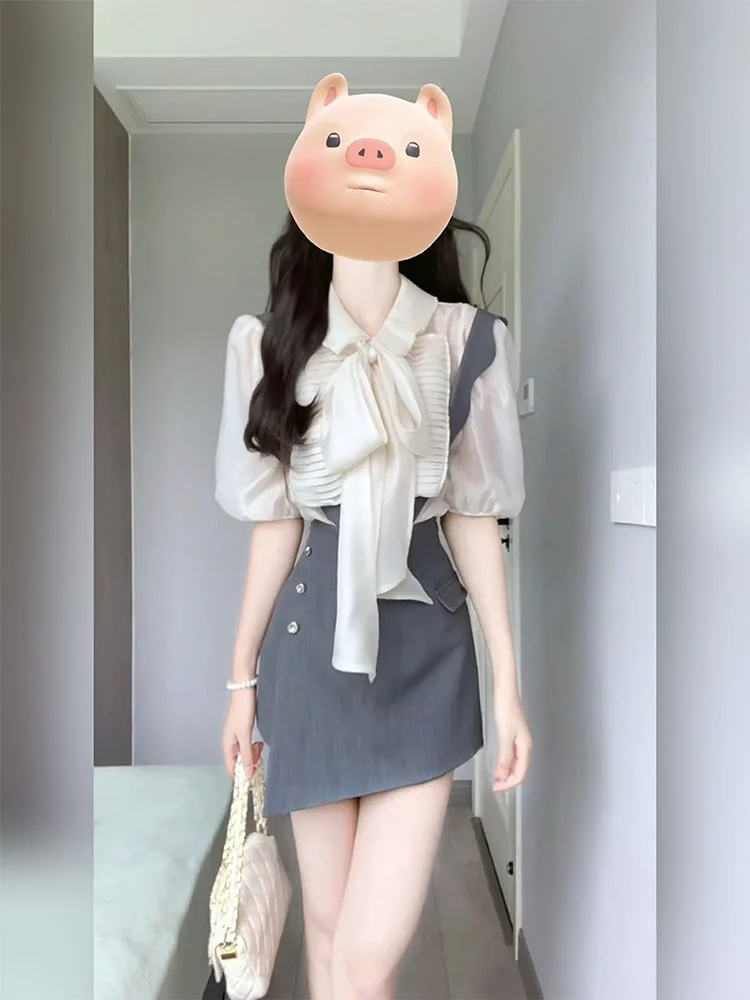 Retro Bubble Sleeve Shirt Women's Summer High Waist Short Pants Set Bow Tie Waist Design Fashionable plus Size Korean Style
Retro Bubble Sleeve Shirt Women's Summer High Waist Short Pants Set Bow Tie Waist Design Fashionable plus Size Korean Style