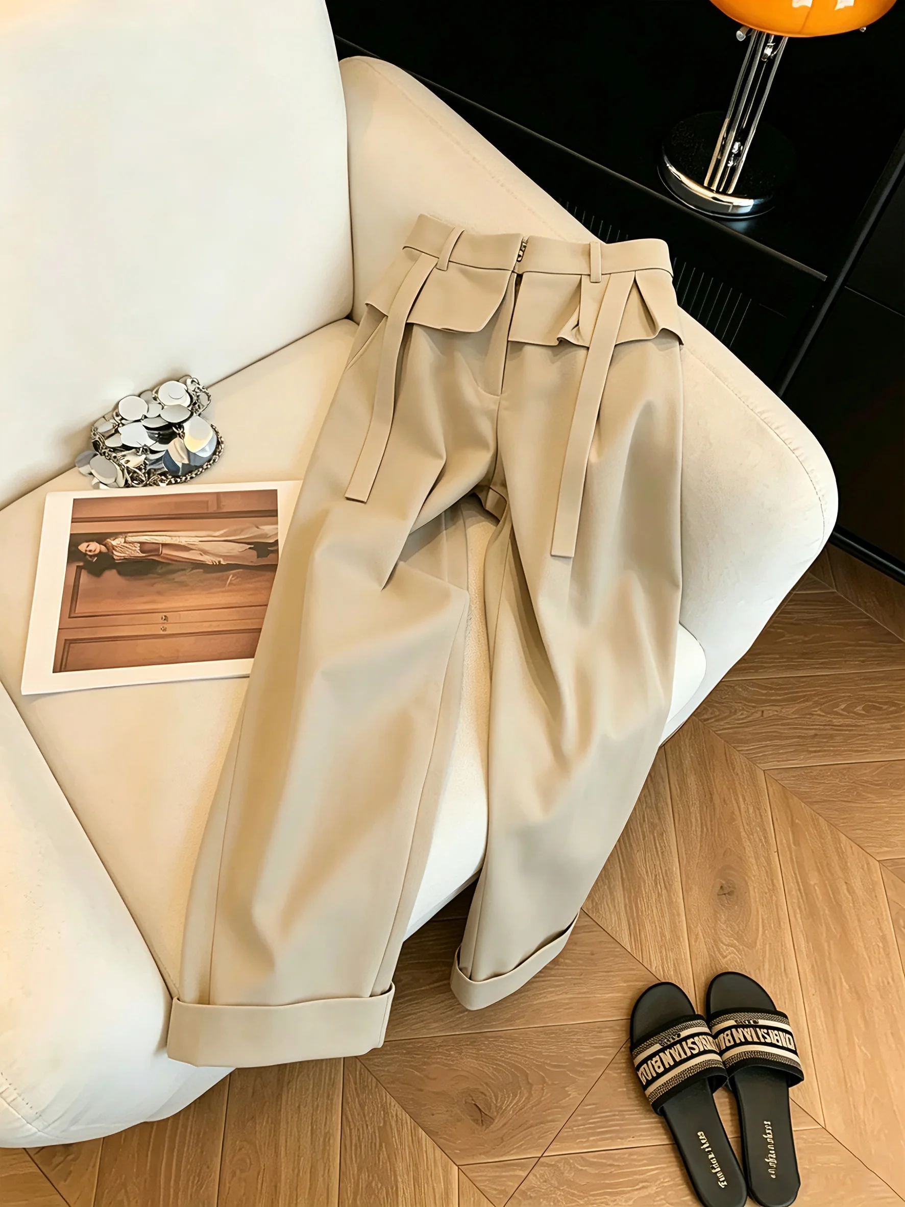 American Retro Khaki Gored Casual Pants Men Women Summer Design Loose Slimming Drapey Straight Leg Pants Asymmetrical
American Retro Khaki Gored Casual Pants Men Women Summer Design Loose Slimming Drapey Straight Leg Pants Asymmetrical