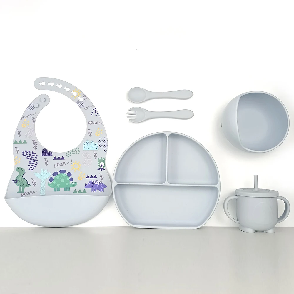 Kids Baby Silicone Feeding Set With Pattern Bibs Plate And Straw Cup For Baby Dining Tableware Set Babero
Kids Baby Silicone Feeding Set With Pattern Bibs Plate And Straw Cup For Baby Dining Tableware Set Babero