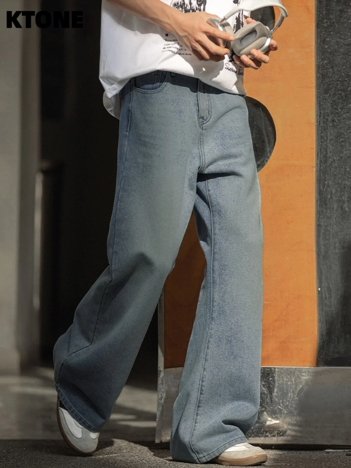 Light Retro Black Baggy Jeans For Man Y2K Drip For Dating Casual Trousers No accessories or belts included
Light Retro Black Baggy Jeans For Man Y2K Drip For Dating Casual Trousers No accessories or belts included