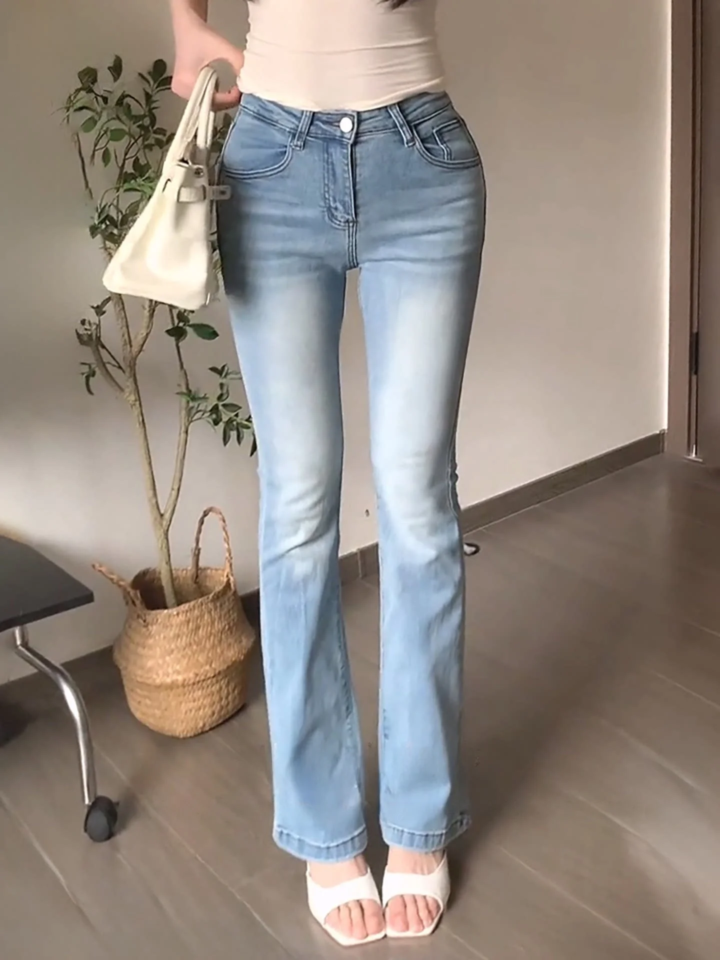 High Waist Straight Leg Jeans Women's Slim Fit Bootcut Washed Blue Jeans Butt Lifting Casual Long Pants Spring Fashion
High Waist Straight Leg Jeans Women's Slim Fit Bootcut Washed Blue Jeans Butt Lifting Casual Long Pants Spring Fashion