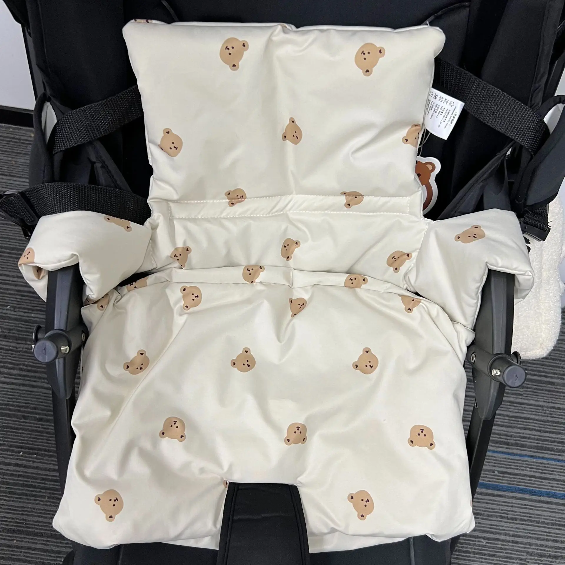 Cartoon Baby Dining Chair Cushion Children's Portable Non-slip Cushion Is A Long Chair Cushion
Cartoon Baby Dining Chair Cushion Children's Portable Non-slip Cushion Is A Long Chair Cushion