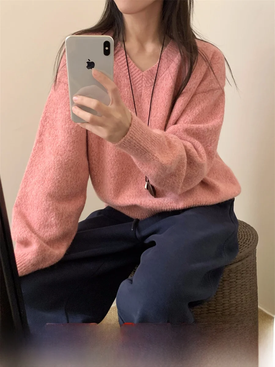 Корейский повседневный простой вязаный свитер с v-образным вырезом и цветочным принтом, женский мягкий уютный базовый слой, топ, осень-зима, Новое поступление
Корейский повседневный простой вязаный свитер с v-образным вырезом и цветочным принтом, женский мягкий уютный базовый слой, топ, осень-зима, Новое поступление