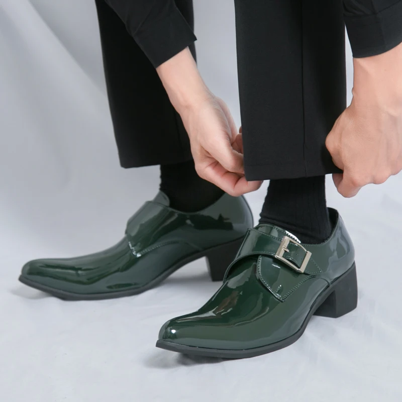 Luxury Brand Buckle Pointed Chelsea Men's Shoes Business Dress Shoes High-quality Green Low Heel Wedding Formal Leather Shoes
Luxury Brand Buckle Pointed Chelsea Men's Shoes Business Dress Shoes High-quality Green Low Heel Wedding Formal Leather Shoes