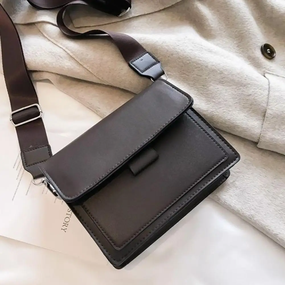 Solid Color Women Bag Vintage Faux Leather Women's Shoulder Bag with Adjustable Wide Strap Large Capacity Crossbody Design Women
Solid Color Women Bag Vintage Faux Leather Women's Shoulder Bag with Adjustable Wide Strap Large Capacity Crossbody Design Women