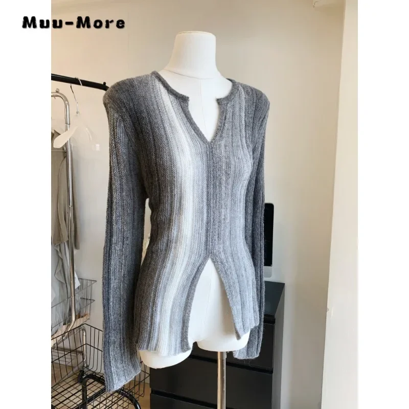 2023 Winter Hotsweet Casual V-neck Jumpers Knitting Long Sleeve Pullovers For Women Striped Sheath Ladies Sexy Slit Sweater
2023 Winter Hotsweet Casual V-neck Jumpers Knitting Long Sleeve Pullovers For Women Striped Sheath Ladies Sexy Slit Sweater