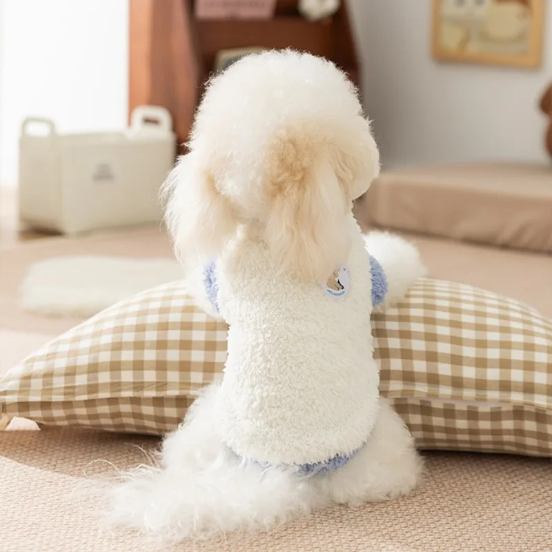 2025 Hot Selling Autumn and Winter New Soft and Cute Two Foot Fluffy Clothes for Pets, Small and Medium-sized Dogs, and Cats
2025 Hot Selling Autumn and Winter New Soft and Cute Two Foot Fluffy Clothes for Pets, Small and Medium-sized Dogs, and Cats
