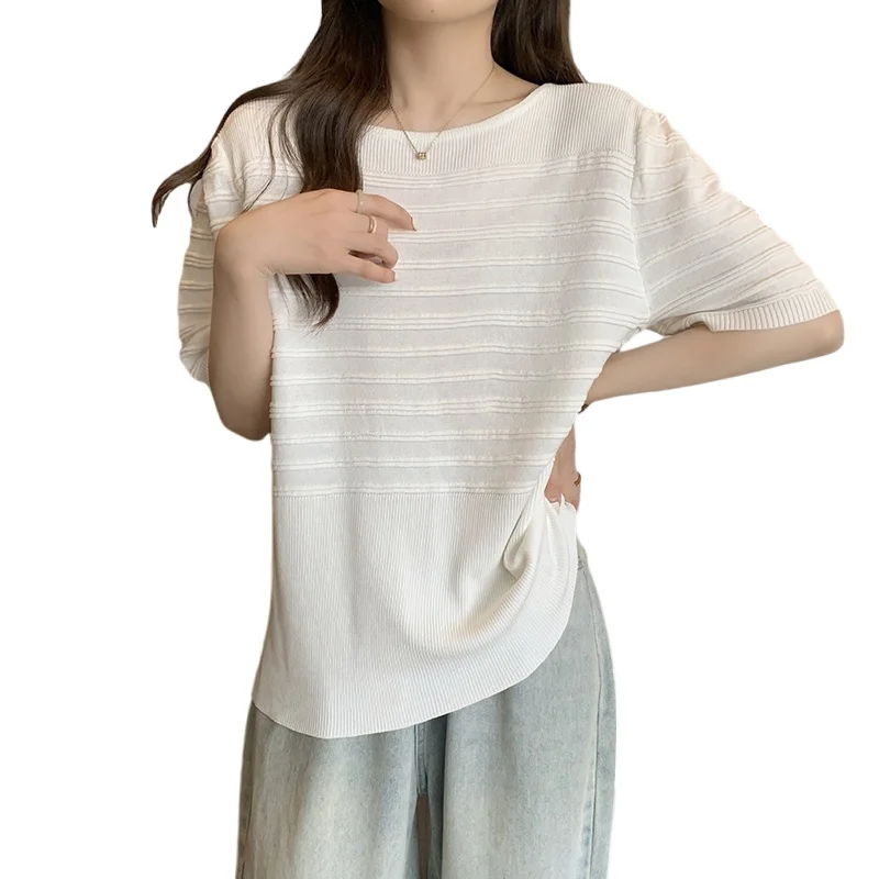 XL-4XL Large Size Knitted Tops For Women Summer New Short Sleeve Loose Oversize Tops Ice Silk Solid Color Striped Tshirt Female
XL-4XL Large Size Knitted Tops For Women Summer New Short Sleeve Loose Oversize Tops Ice Silk Solid Color Striped Tshirt Female