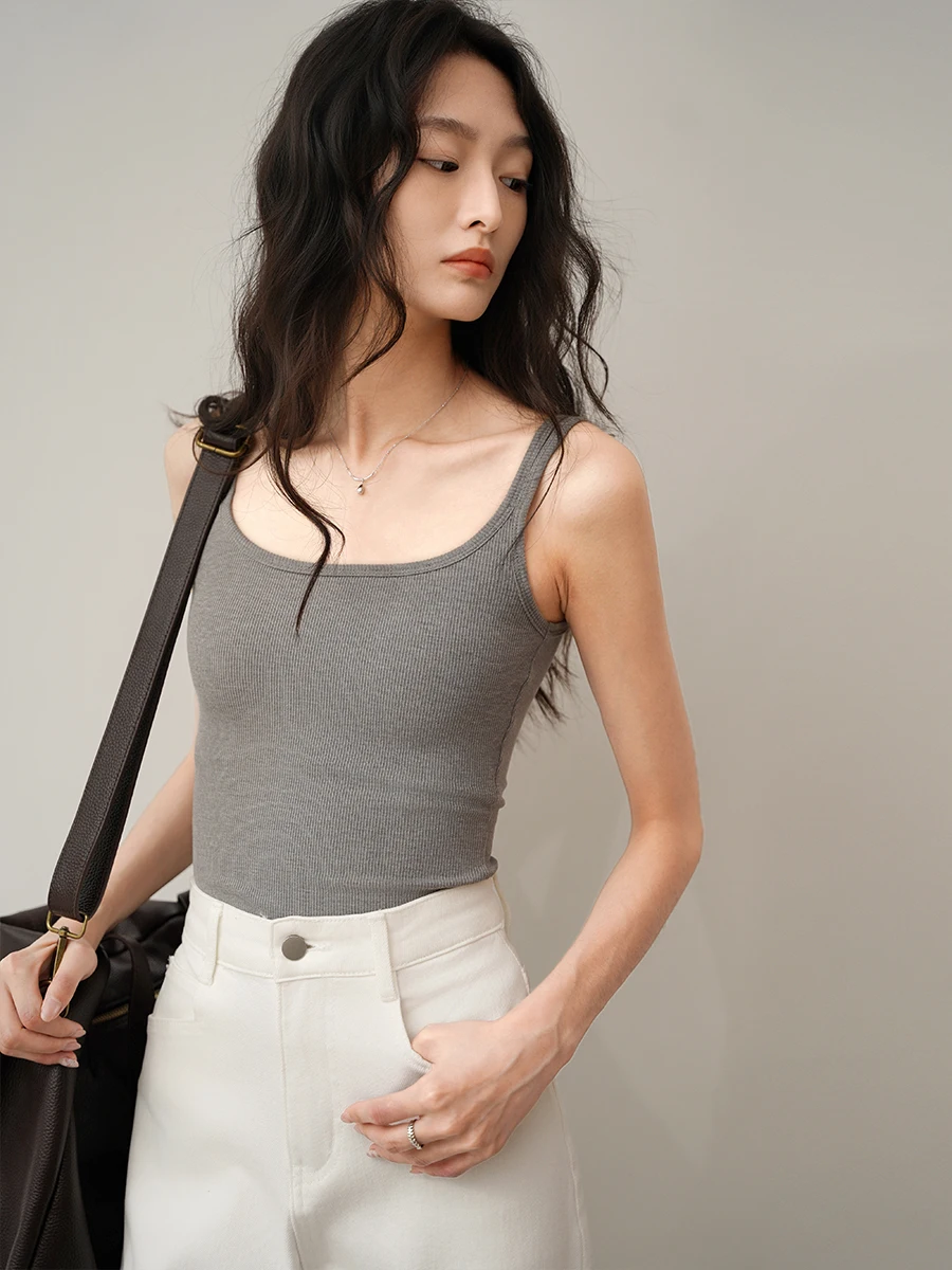 Achu ey Large U-Ne Strap Vest Women Summer Built-In Chest Pad Inteated Svel Top Commute Sle Slim Fit Casual Wear
Achu ey Large U-Ne Strap Vest Women Summer Built-In Chest Pad Inteated Svel Top Commute Sle Slim Fit Casual Wear