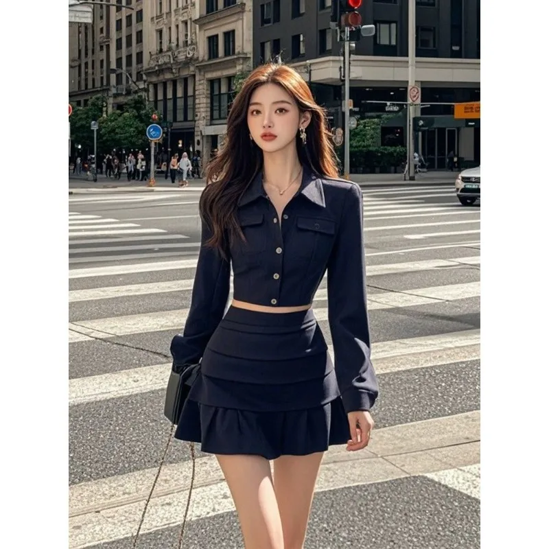 2024 New Slimming Style Single Breasted Long Sleeved Cardigan Solid Color Top+slim Skirt Two-piece Set Female Clothing
2024 New Slimming Style Single Breasted Long Sleeved Cardigan Solid Color Top+slim Skirt Two-piece Set Female Clothing