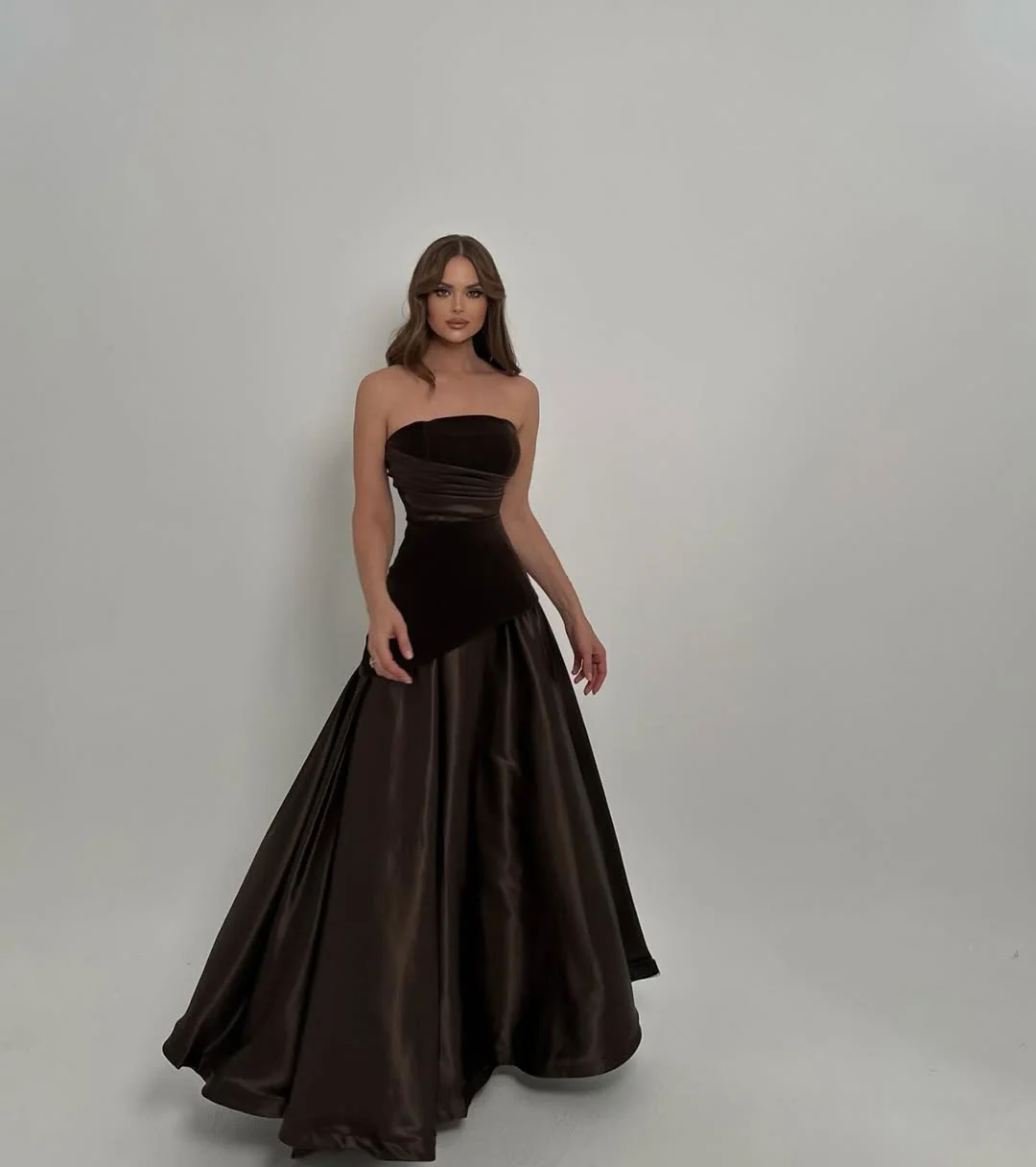 Evening Luxury Dresses Dubai Velvet Vintage Strapless Claret Formal Occasion Prom Gowns فستان شارون سعيد سهره
Evening Luxury Dresses Dubai Velvet Vintage Strapless Claret Formal Occasion Prom Gowns فستان شارون سعيد سهره