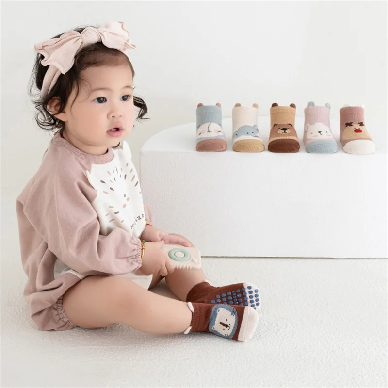 Korean Version Anti Slip Boat Socks For Boys Girls Cute Cartoon Kids Floor Socken Cotton Breathable Newborn Short Socks 0-5Years
Korean Version Anti Slip Boat Socks For Boys Girls Cute Cartoon Kids Floor Socken Cotton Breathable Newborn Short Socks 0-5Years