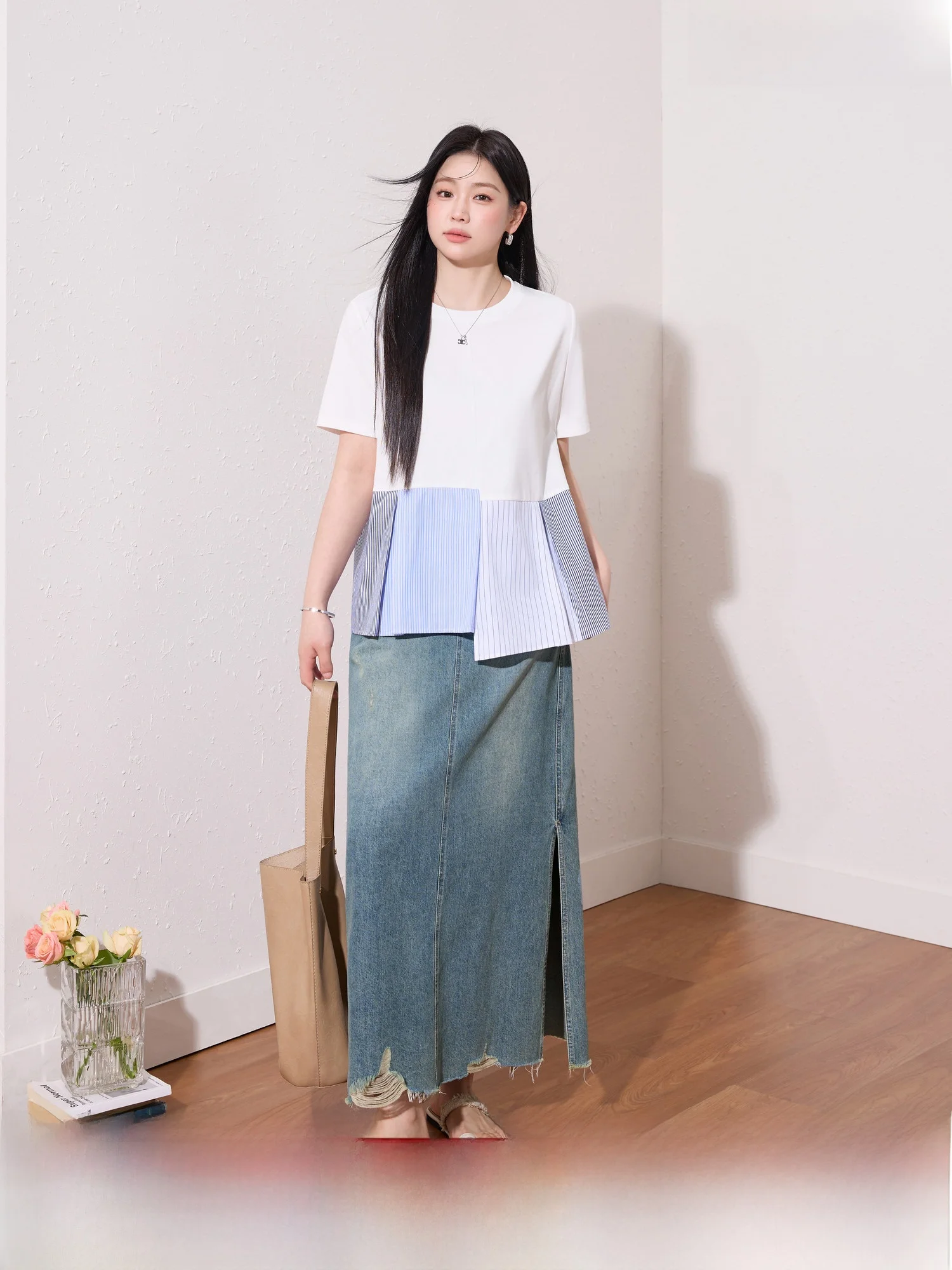 Blue Language plus Size Women's T-Shirt Summer Loose Striped Short Sleeve Slimming Block Color Design Commute Style Cotton Blend
Blue Language plus Size Women's T-Shirt Summer Loose Striped Short Sleeve Slimming Block Color Design Commute Style Cotton Blend