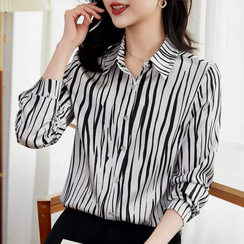 New Real Silk Women's Satin Shirt Elegant Fashion Shirts And Blouses For Women Long Sleeve Office Lady Striped Blouse Tops
New Real Silk Women's Satin Shirt Elegant Fashion Shirts And Blouses For Women Long Sleeve Office Lady Striped Blouse Tops