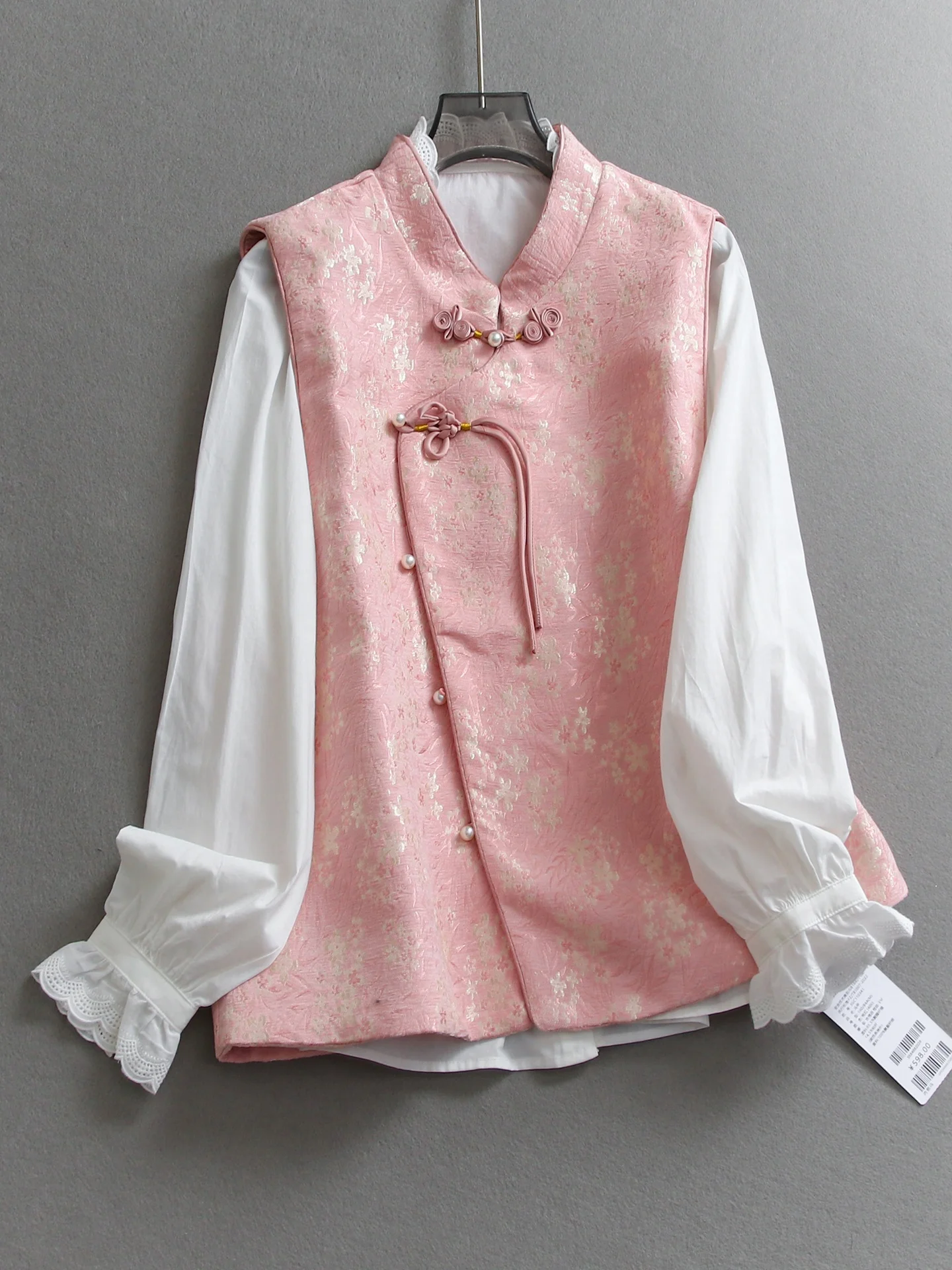 New Chinese Style Embroidered Collar Loose Long Sleeve Shirt Women's Folded Hemline Breathable Cotton Spring Summer
New Chinese Style Embroidered Collar Loose Long Sleeve Shirt Women's Folded Hemline Breathable Cotton Spring Summer