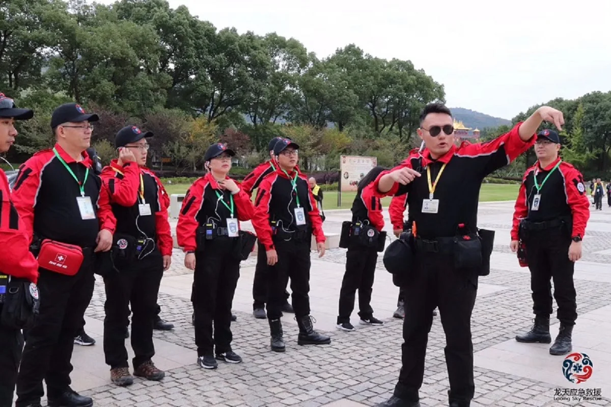 Olahraga-Luar Ruangan Merah dengan Strip Reflektif Kemeja Taktis Seragam Tempur
Olahraga-Luar Ruangan Merah dengan Strip Reflektif Kemeja Taktis Seragam Tempur