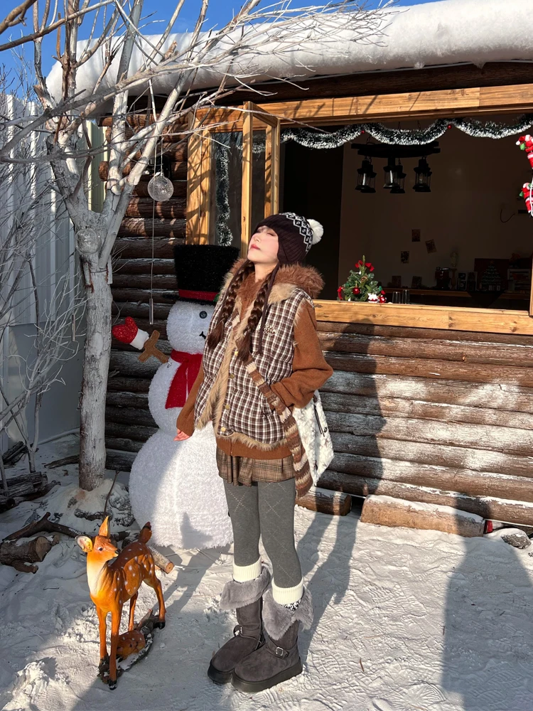 White Oneko American Retro Plaid Fluffy Cotton Vest Women's Winter New Lazy Sle Loose Thiened Outerwear Coat
White Oneko American Retro Plaid Fluffy Cotton Vest Women's Winter New Lazy Sle Loose Thiened Outerwear Coat