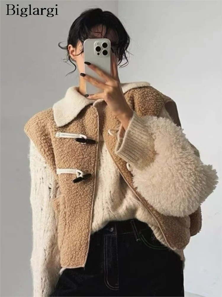 Осень-зима, жилеты без рукавов из овечьей шерсти, пальто, женские свободные женские укороченные жилеты в корейском стиле, куртки, модные женские пальто
Осень-зима, жилеты без рукавов из овечьей шерсти, пальто, женские свободные женские укороченные жилеты в корейском стиле, куртки, модные женские пальто