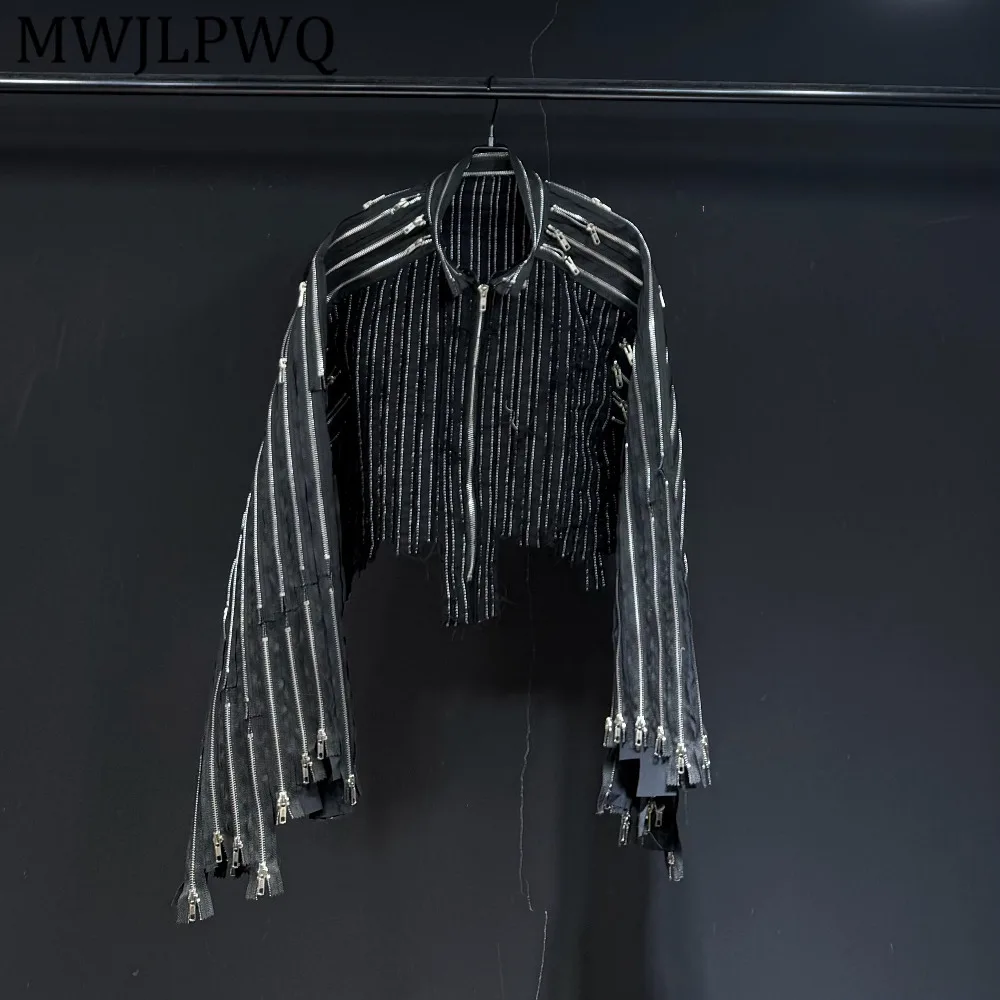 Стильная мужская уличная куртка на молнии MWJLPWQ с воротником-стойкой, эффектом потертости и бахромой, модная короткая мужская одежда 15024
Стильная мужская уличная куртка на молнии MWJLPWQ с воротником-стойкой, эффектом потертости и бахромой, модная короткая мужская одежда 15024