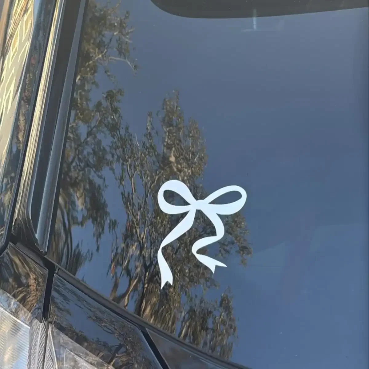 Виниловые наклейки для автомобиля Coquette Bow, наклейка для автомобиля с бантом, наклейка на окно, наклейка для ноутбука
Виниловые наклейки для автомобиля Coquette Bow, наклейка для автомобиля с бантом, наклейка на окно, наклейка для ноутбука