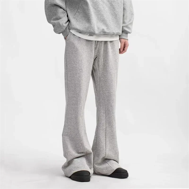 2025 New Men‘s Vintage Wide-leg Sweatpants Korean Fashion Solid Color Baggy Straight Pants Autumn Y2K Streetwear Trousers
2025 New Men‘s Vintage Wide-leg Sweatpants Korean Fashion Solid Color Baggy Straight Pants Autumn Y2K Streetwear Trousers
