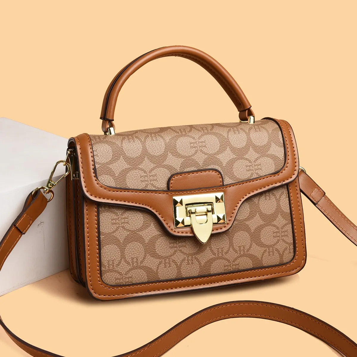 New Fashionable And Trendy Women's Crossbody Bag High-Quality Handbag Classics Women's Chain Strap Shoulder Bag 
New Fashionable And Trendy Women's Crossbody Bag High-Quality Handbag Classics Women's Chain Strap Shoulder Bag