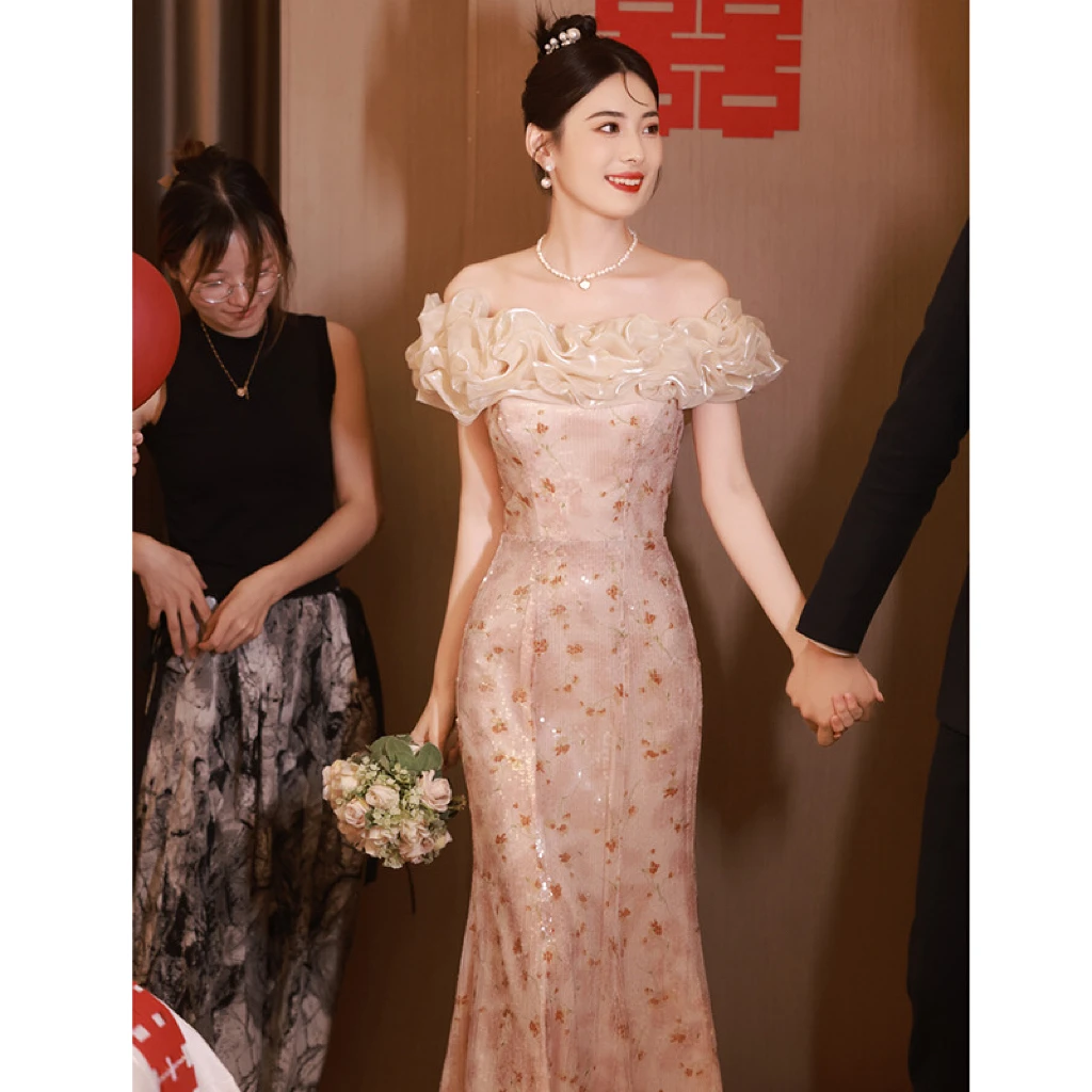 Light Champagne Cocktail Dresses Boat Neck Mermaid Ruched Floral Printed Ruffle Ankle Length Wedding Bride Evening Gowns
Light Champagne Cocktail Dresses Boat Neck Mermaid Ruched Floral Printed Ruffle Ankle Length Wedding Bride Evening Gowns