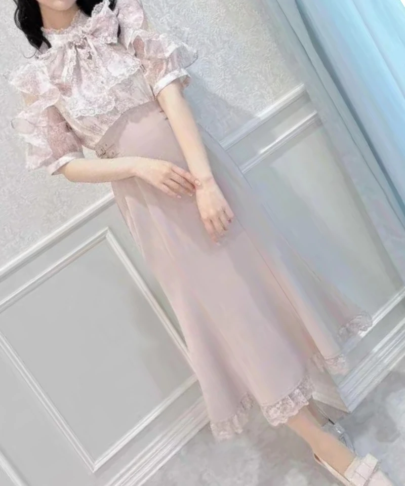 Stand Collar High Waist Slim Fit Long Dresses Japanese Style Summer New Sweet Cute Lace Trim Bowknot Ruffle Short Sleeve Dress
Stand Collar High Waist Slim Fit Long Dresses Japanese Style Summer New Sweet Cute Lace Trim Bowknot Ruffle Short Sleeve Dress