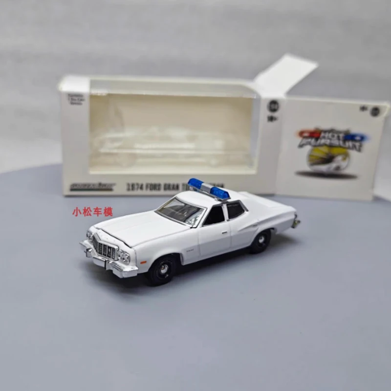 GreenLight масштаб 1:64 1974, FORD GRAN TORINO SEDAN, имитация сплава, модель автомобиля, классический сувенир для взрослых, подарок, статический дисплей
GreenLight масштаб 1:64 1974, FORD GRAN TORINO SEDAN, имитация сплава, модель автомобиля, классический сувенир для взрослых, подарок, статический дисплей