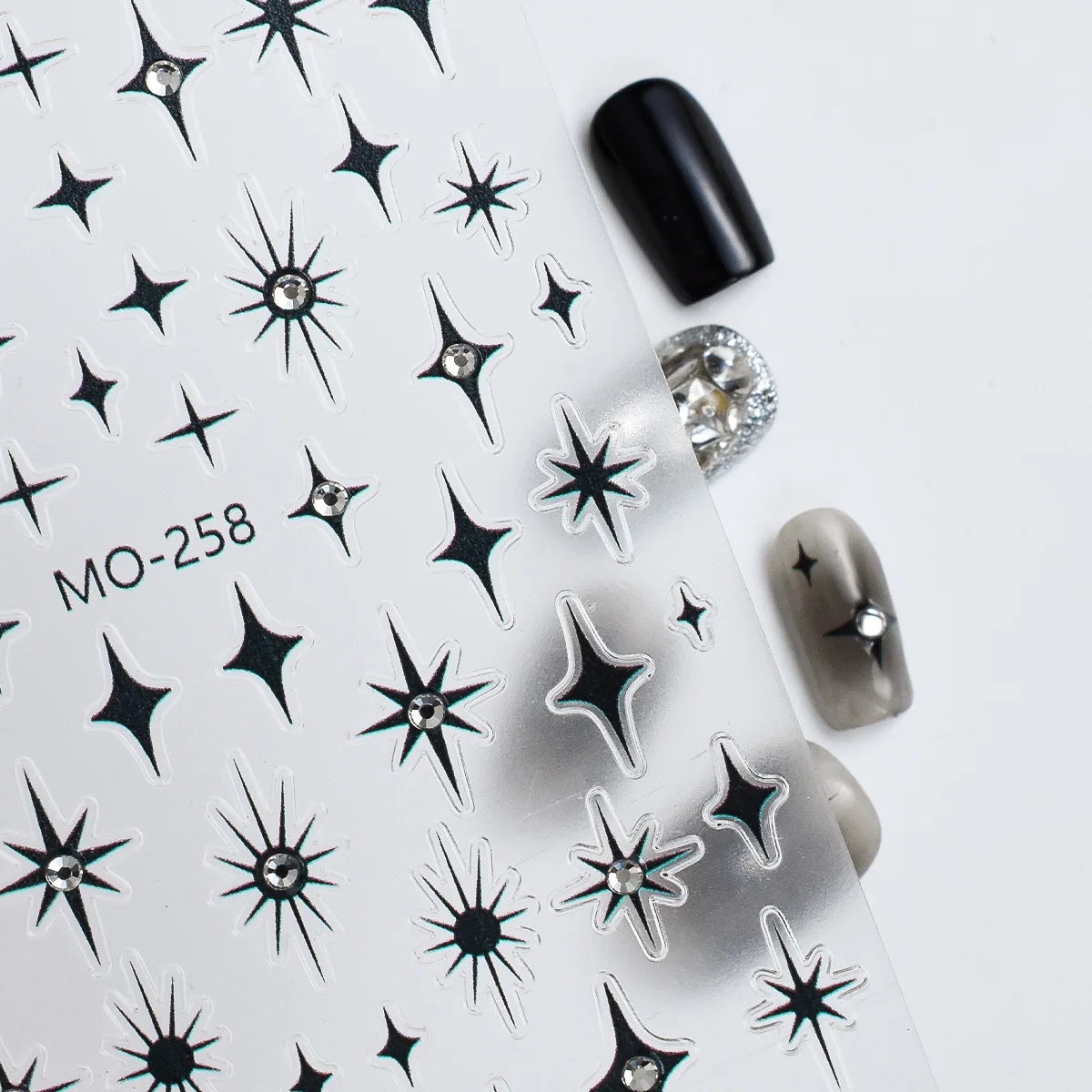 Starburst Diamond Nail Stickers Iridescent Sparkle Self Adhesive Waterproof High Quality for Holiday Party Nail Decor
Starburst Diamond Nail Stickers Iridescent Sparkle Self Adhesive Waterproof High Quality for Holiday Party Nail Decor