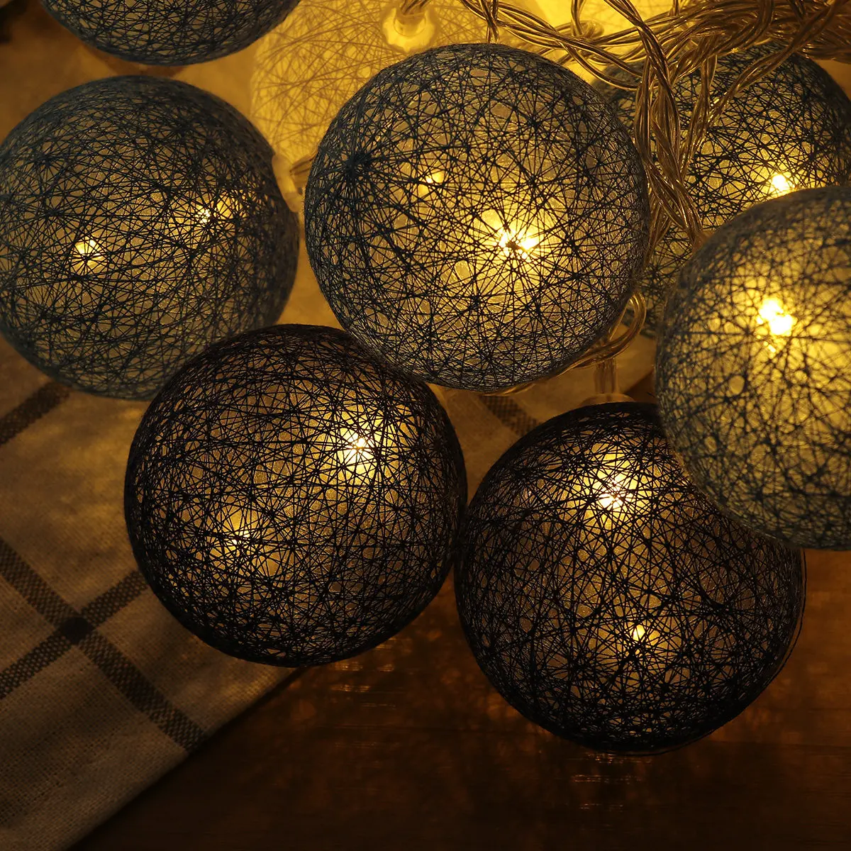 Blue Series LED Cotton Thread Ball String Light 20 Leds Romantic Decorative Fairy Lights for Bedroom Wedding Party Romantic
Blue Series LED Cotton Thread Ball String Light 20 Leds Romantic Decorative Fairy Lights for Bedroom Wedding Party Romantic