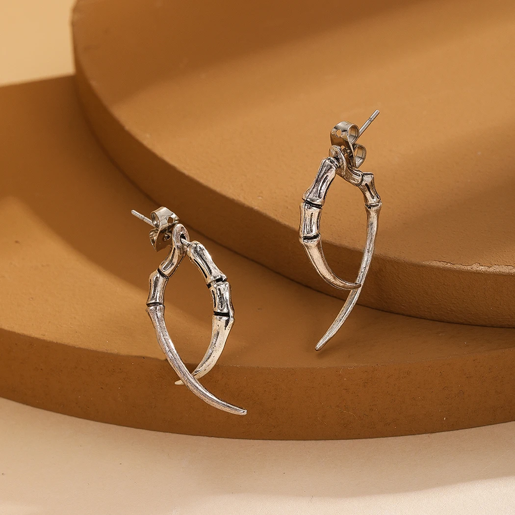 Kinitial Claw earrings, front back earrings, claw jewelry earrings, gothic jewelry, ear jacket, dragon claw jewelry, front back
Kinitial Claw earrings, front back earrings, claw jewelry earrings, gothic jewelry, ear jacket, dragon claw jewelry, front back