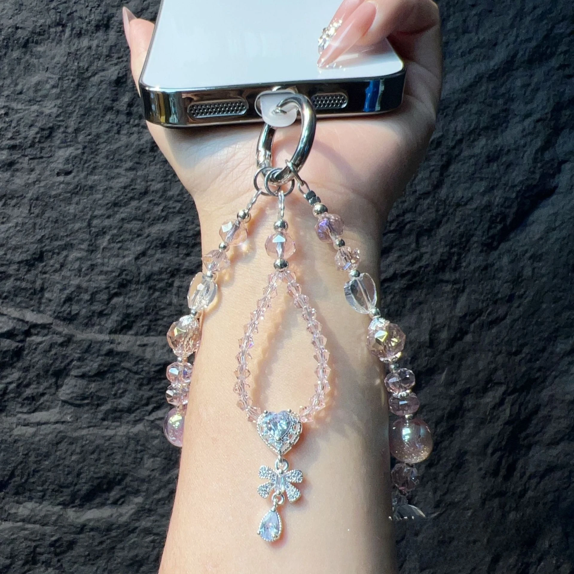 Luxury Pearl Mobile Phone Pendant Chain Glitter Round Beads Hand-strung Beads Crystal Star Car Keychain Pendant Phone Bracelet
Luxury Pearl Mobile Phone Pendant Chain Glitter Round Beads Hand-strung Beads Crystal Star Car Keychain Pendant Phone Bracelet