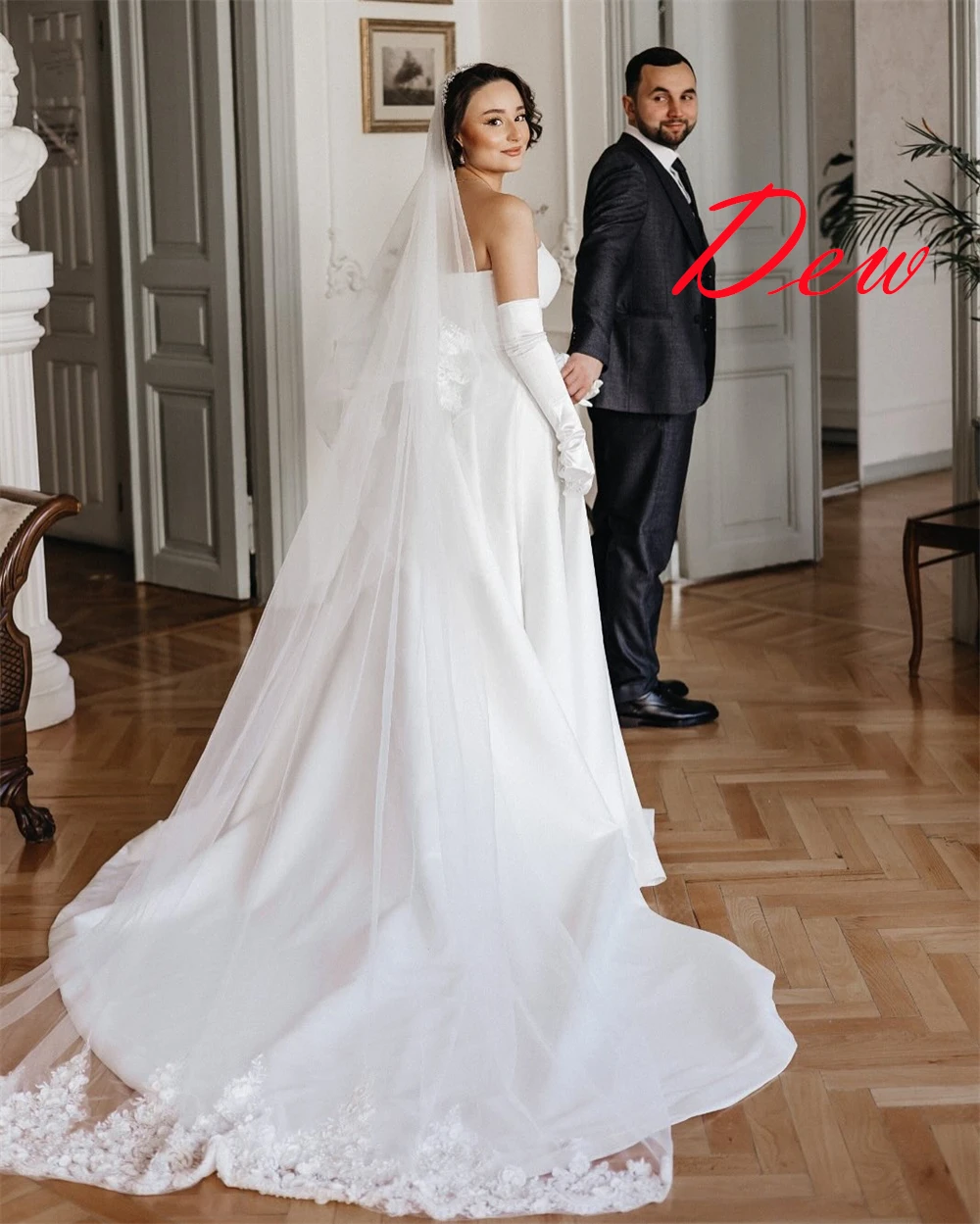 Customized High Quality Pure White Satin Bridal Gowns Strapless Detachable Sleeve Long Sleeves Wedding Dress Chapel Train Dress
Customized High Quality Pure White Satin Bridal Gowns Strapless Detachable Sleeve Long Sleeves Wedding Dress Chapel Train Dress
