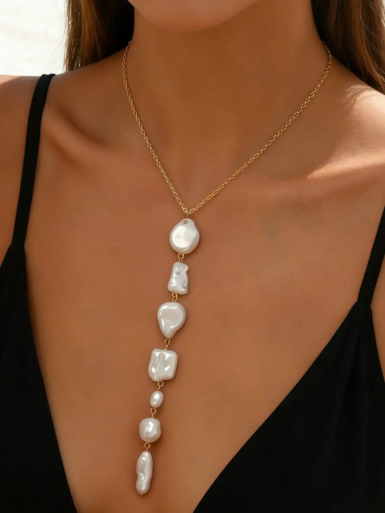 Baroque Pearl Y-Shape Necklace for Women Long Tassel Design Luxurious Bohemian Style Versatile Collarbone Chain for Beach Vacati
Baroque Pearl Y-Shape Necklace for Women Long Tassel Design Luxurious Bohemian Style Versatile Collarbone Chain for Beach Vacati