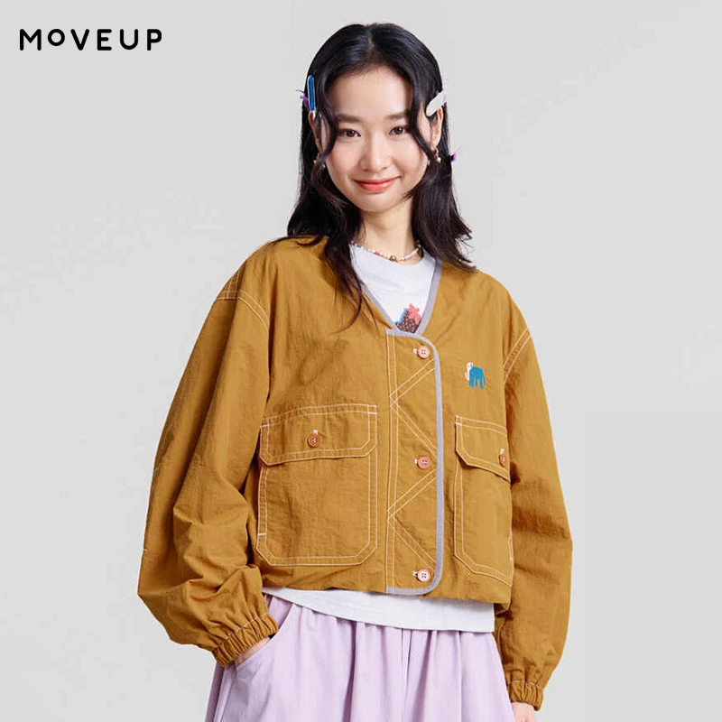 MOVEUP Long-Sleeved Jacket 2026 Spring New Style V-Neck Color Block Elephant Embroidery Pocket Jacket for Women 3ELC20713
MOVEUP Long-Sleeved Jacket 2026 Spring New Style V-Neck Color Block Elephant Embroidery Pocket Jacket for Women 3ELC20713