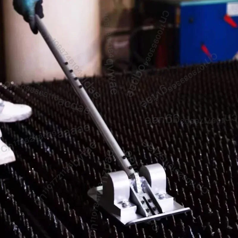 Safety Small Manual Slag Remover with Rack for Laser Cutting Grating Slag Cleaning
Safety Small Manual Slag Remover with Rack for Laser Cutting Grating Slag Cleaning