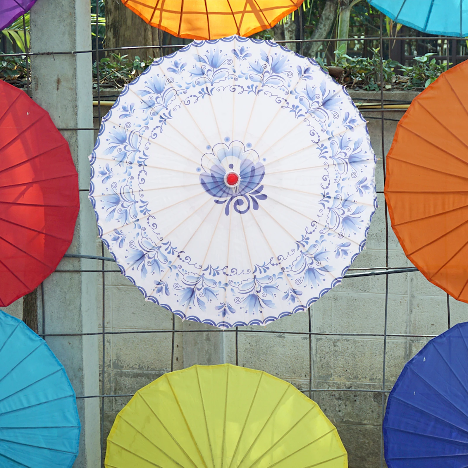 Oil Paper Umbrella 16 Styles Chinese Dance Parasol 82cm Decorative Stage Props Vintage Handheld Outdoor Umbrella
Oil Paper Umbrella 16 Styles Chinese Dance Parasol 82cm Decorative Stage Props Vintage Handheld Outdoor Umbrella