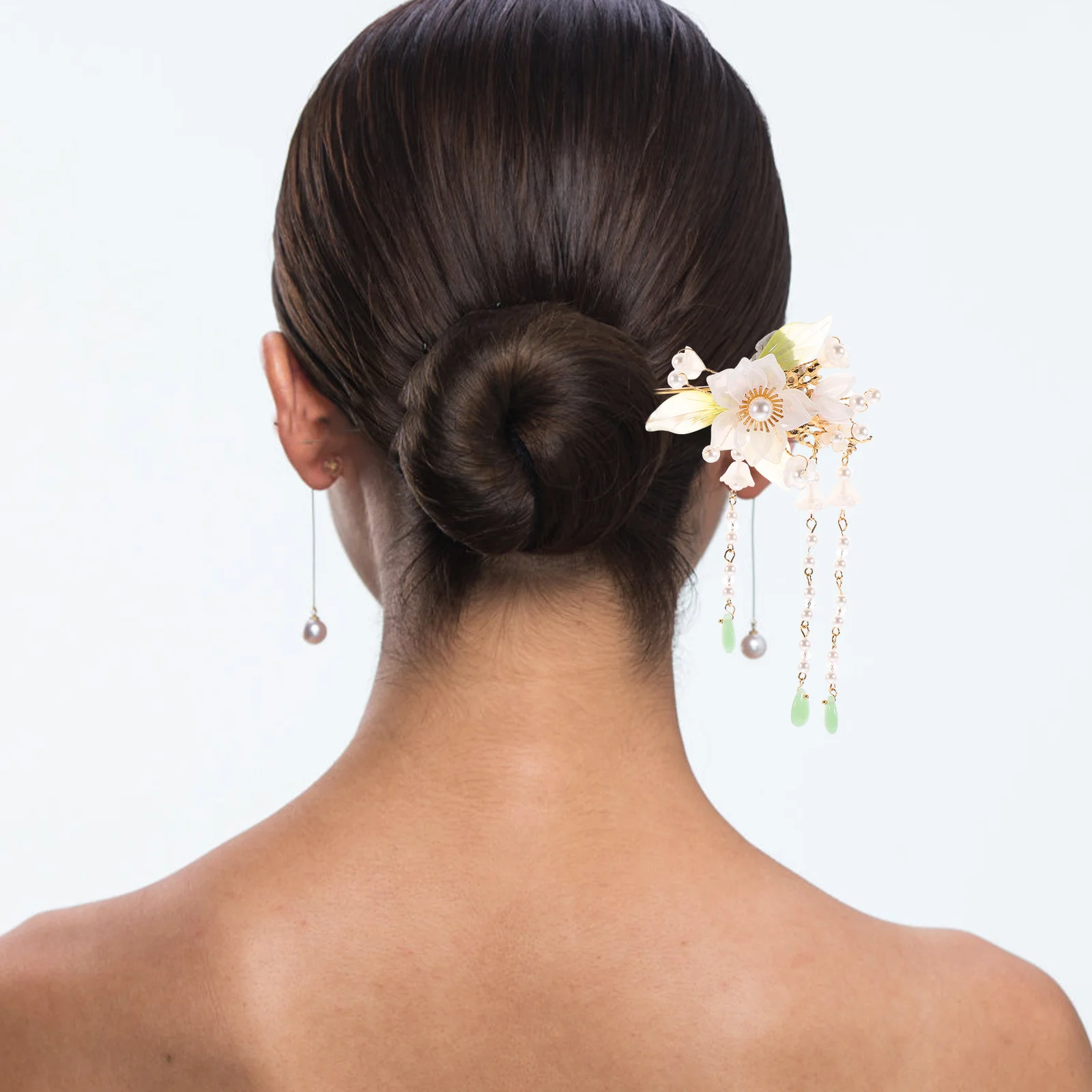 Vintage Accessories For Women Classical Chinese Style Floral Stick With Beaded Tassel Bridal Hairpin Hanfu Chopsticks
Vintage Accessories For Women Classical Chinese Style Floral Stick With Beaded Tassel Bridal Hairpin Hanfu Chopsticks