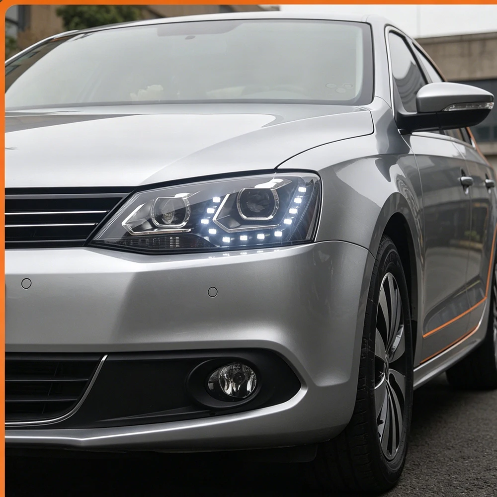Светодиодные фары для VW Jetta Sagitar Mk6 2012-2018, передние фонари, улучшенная комплектация, установка Plug and Play, аксессуары для тюнинга.
Светодиодные фары для VW Jetta Sagitar Mk6 2012-2018, передние фонари, улучшенная комплектация, установка Plug and Play, аксессуары для тюнинга.