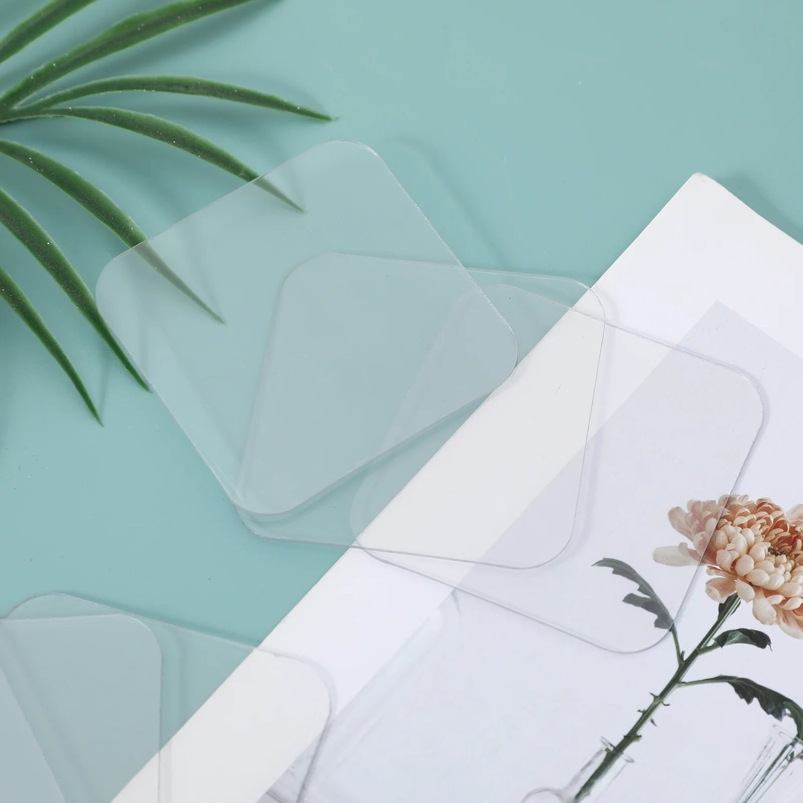 40pcs Transparent Double Sided Tape Adhesive Squares No Damage Wall Mounting For Posters Photos Lightweight Objects Clear Sticky
40pcs Transparent Double Sided Tape Adhesive Squares No Damage Wall Mounting For Posters Photos Lightweight Objects Clear Sticky