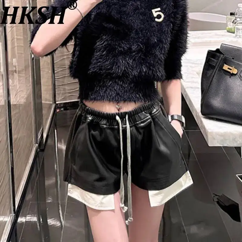 HKSH Spring Summer Women Tide Niche Design High Sense Shorts Dark Versatile Elastic Waist Short Leather Capris Side Slit HK24488
HKSH Spring Summer Women Tide Niche Design High Sense Shorts Dark Versatile Elastic Waist Short Leather Capris Side Slit HK24488