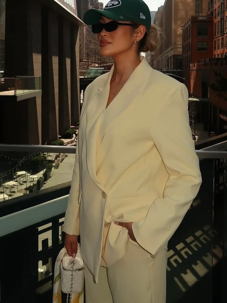 Solid Shoulder Pad Suit Jacket Pants Suits Women's Lapel Long Sleeve Double Breasted Blazers Straight Trousers Early Autumn New
Solid Shoulder Pad Suit Jacket Pants Suits Women's Lapel Long Sleeve Double Breasted Blazers Straight Trousers Early Autumn New