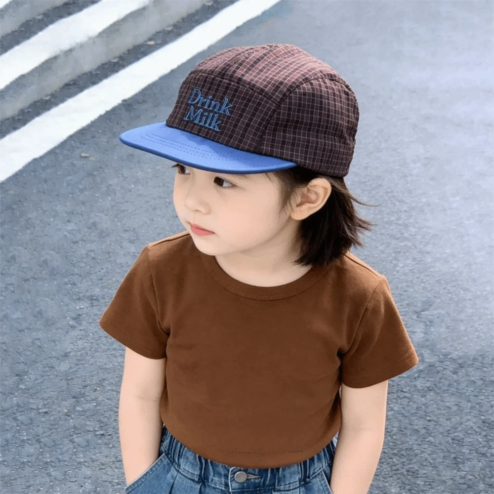 Simple Color Block Plaid Peaked Cap Flat Brim Breathable Children Baseball Hat Adjustable Lightweight Boys Sunscreen Hat Outdoor
Simple Color Block Plaid Peaked Cap Flat Brim Breathable Children Baseball Hat Adjustable Lightweight Boys Sunscreen Hat Outdoor