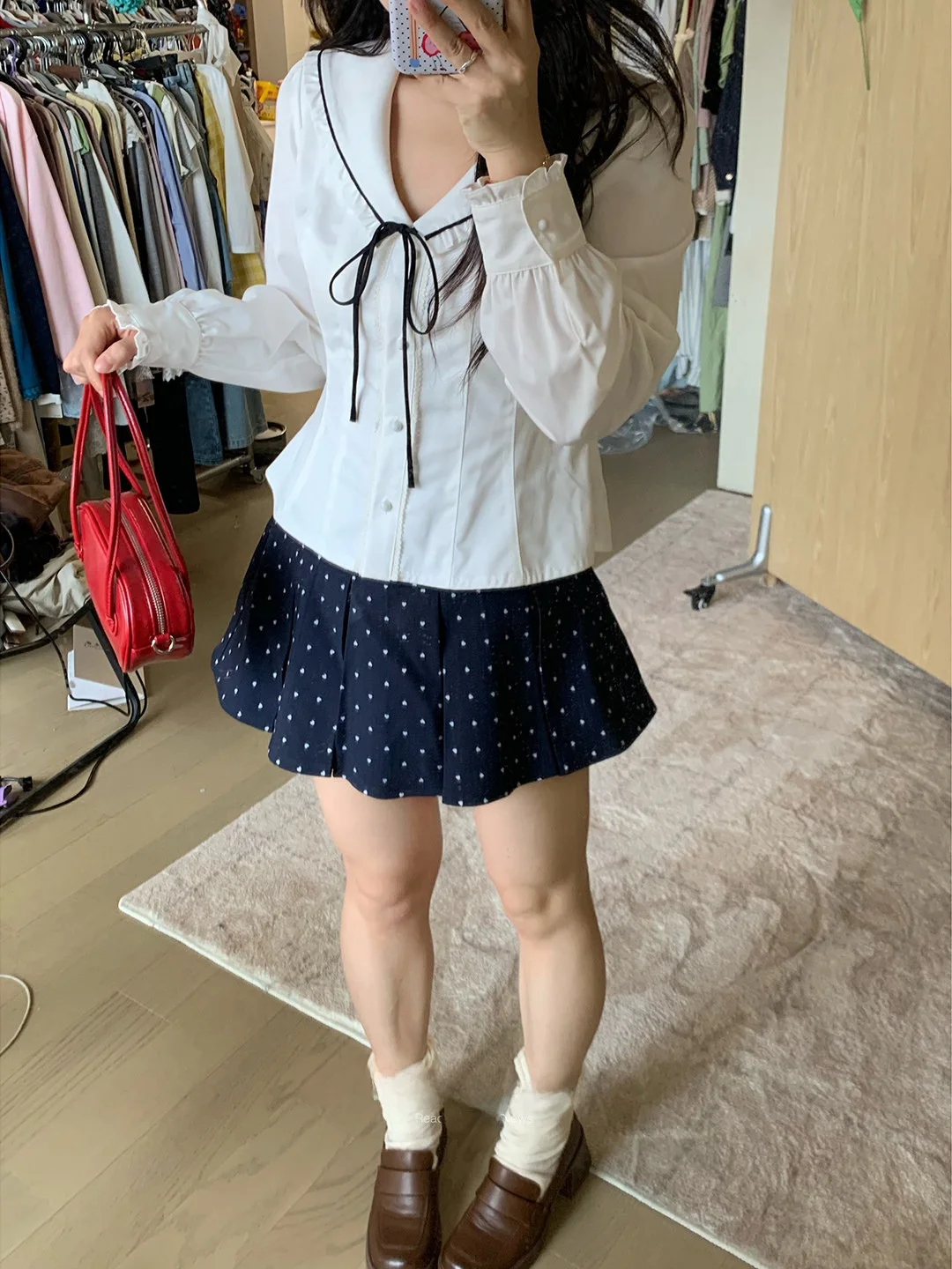 Fashionable plus Size Navy Collar Pleated Skirt Set Elegant Summer Outfit for Women High Waist Long Sleeve Dot Pattern
Fashionable plus Size Navy Collar Pleated Skirt Set Elegant Summer Outfit for Women High Waist Long Sleeve Dot Pattern