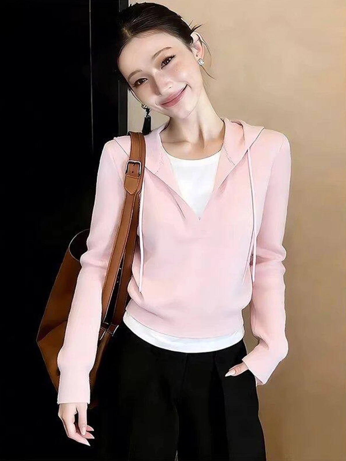 Faionable Casual Long Sve Hoodie Knitted Top Women's Trendy Spring 2026 Two-Piece Illusion ular Sli Loose Fit
Faionable Casual Long Sve Hoodie Knitted Top Women's Trendy Spring 2026 Two-Piece Illusion ular Sli Loose Fit