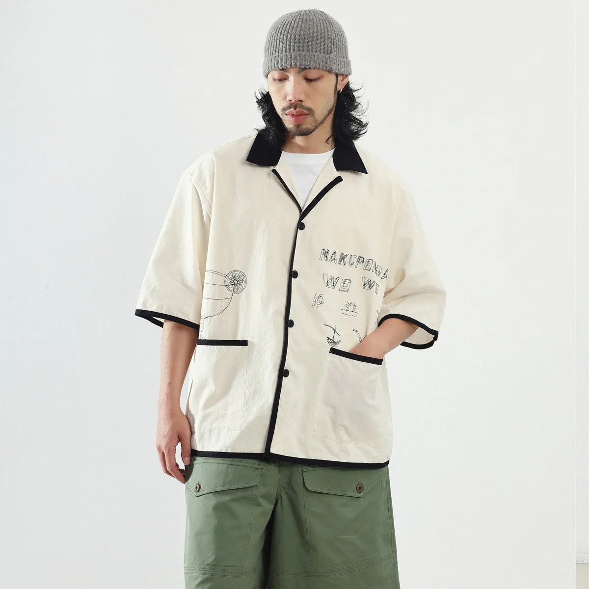Summer Short Sleeve Graffiti Fashion Oversize Shirt Men Japanese Retro Cuban Collar Loose Casual Vacation Style Shirts Blouses
Summer Short Sleeve Graffiti Fashion Oversize Shirt Men Japanese Retro Cuban Collar Loose Casual Vacation Style Shirts Blouses