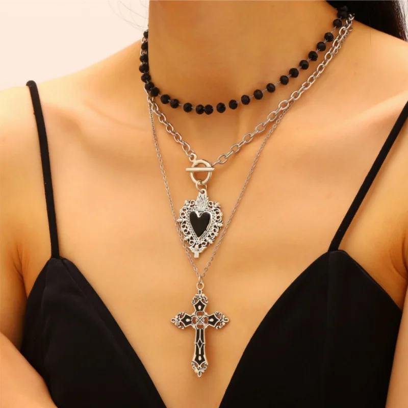 European and American Gothic multi-layer cross necklace female dark hottie stacked collarbone chain retro love pendant accessories
European and American Gothic multi-layer cross necklace female dark hottie stacked collarbone chain retro love pendant accessories