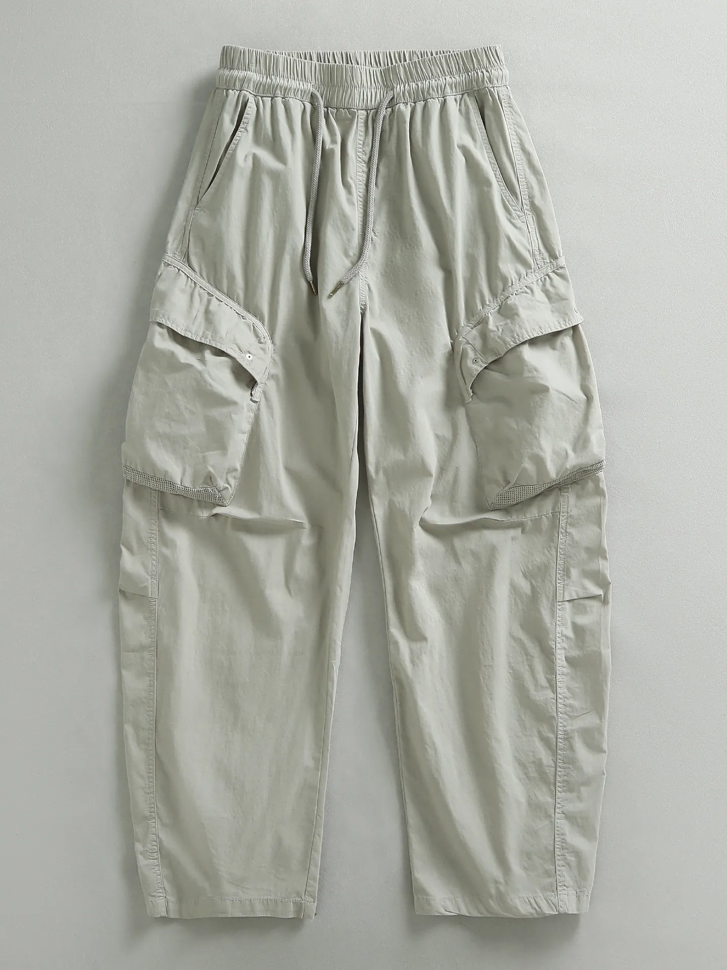2026 Spring and Summer New American Outdoor Drawstring Multiple Pockets Straight Cargo Pants Men's Fashion Loose Casual Pants
2026 Spring and Summer New American Outdoor Drawstring Multiple Pockets Straight Cargo Pants Men's Fashion Loose Casual Pants