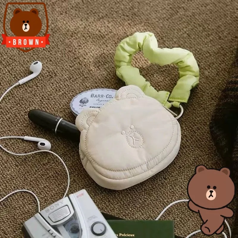 Simple Brown Bear Sweet and Cute Creative Cartoon Pattern New Fashion Handheld Portable Headphone and Coin Storage Bag Gift
Simple Brown Bear Sweet and Cute Creative Cartoon Pattern New Fashion Handheld Portable Headphone and Coin Storage Bag Gift